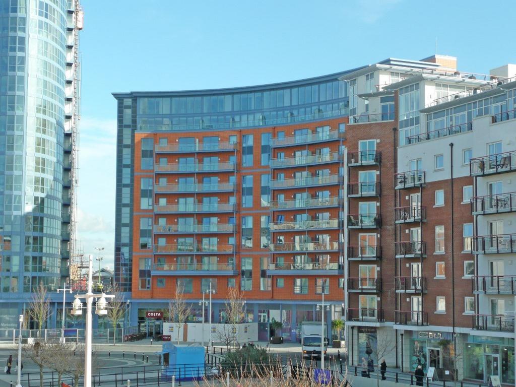 The Crescent, Gunwharf Quay, Portsmouth